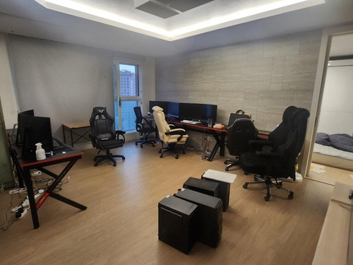 불법 대부업자들이 이용한 사무실. [부산 사상경찰서 제공]